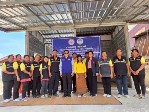 พม.อุบลราชธานี มอบบ้านให้กับผู้สูงอายุที่ประสบเหตุอัคคีภัยโดยใช้งบประมาณซ่อมแซมปรับปรุงสภาพที่อยู่ให้เหมาะสมสำหรับผู้สูงอายุ วันที่ 7 พฤษภาคม 2568