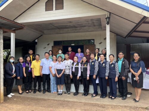 พม.หนึ่งเดียวจังหวัดอุบลราชธานี ลงพื้นที่ตรวจเยี่ยมนักเรียนทุนการศึกษาพระราชทานสมเด็จพระบรมโอษาธิราชฯ สยามมงกุฎราชกุมาร (ม.ท.ศ.) รุ่นที่ 14-16 ปี 2567 จังหวัดอุบลราชธานี วันที่ 5 มิถุนายน 2568