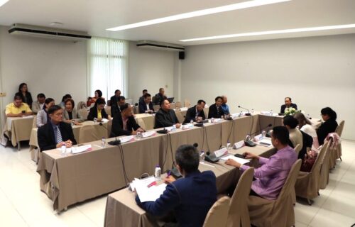 พม.อุบลราชธานี เข้าร่วมประชุมปฏิบัติการจัดทำข้อเสนอเชิงนโยบายเพื่อพัฒนากลไกล และสร้างการมีส่วนร่วมของภาคีเครือข่ายในการขับเคลื่อนพื้นที่นวัตกรรมการศึกษาจังหวัดอุบลราชธานี วันที่ 13 มิถุนายน 2568