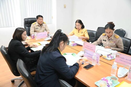 พม.อุบลราชธานีเข้าร่วมการประชุมคณะกรรมการให้การสงเคราะห์ผู้ป่วยที่ยากไร้องค์การบริหารส่วนจังหวัดอุบลราชธานี ครั้งที่ 6/2568 วันที่ 21 กรกฎาคม 2568