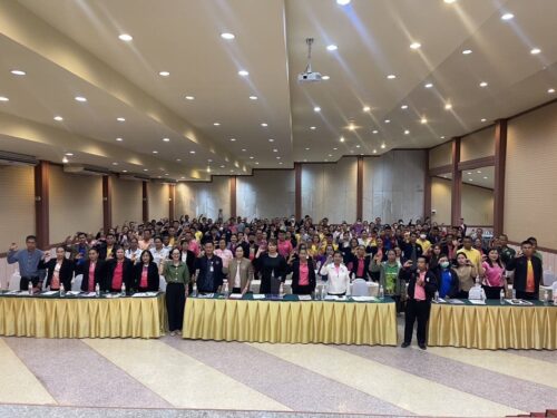 พม. จังหวัดอุบลราชธานี เข้าร่วมประชุมเชิงปฏิบัติการสำหรับสื่อสารสร้างความตระหนักรู้ในพื้นที่เครือข่ายอาสาเพื่อเตือนภัยในชุมชน (ครู ก) รุ่นที่ 6 จังหวัดอุบลราชธานี ประจำปี 2568 วันที่ 15 กรกฎาคม 2568