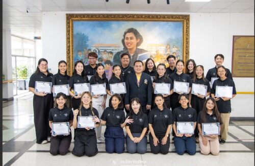 พม.อุบลราชธานี เข้าร่วมโครงการอบรมติดตามและพัฒนาต่อยอดทักษะผู้ผ่านการอบรมล่ามภาษามือชุมชน Advanced level 1 และ Advanced level 2  ในระหว่างวันที่ 26 พฤษภาคม -20 มิถุนายน 2568 และระหว่างวันที่ 30 มิถุนายน – 25 กรกฎาคม 2568